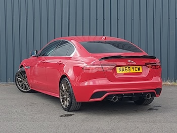 Used Jaguar XE 2019 for sale - 78945561: Photo