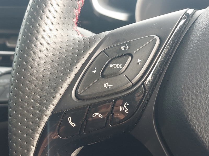 Used Toyota C-HR 2023 for sale - 77596519: Photo 12