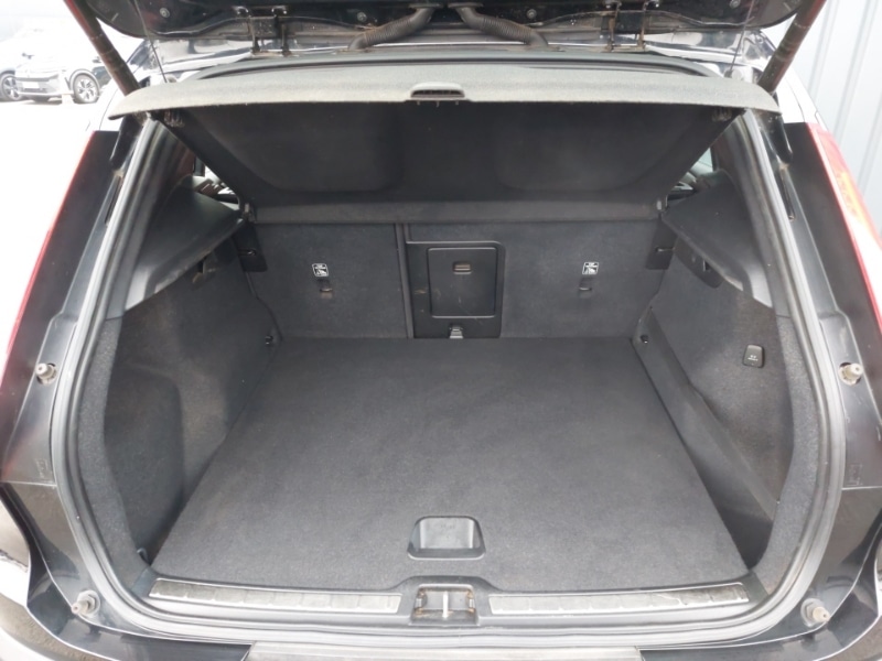 Used Volvo XC40 2020 for sale - 77357792: Photo 8