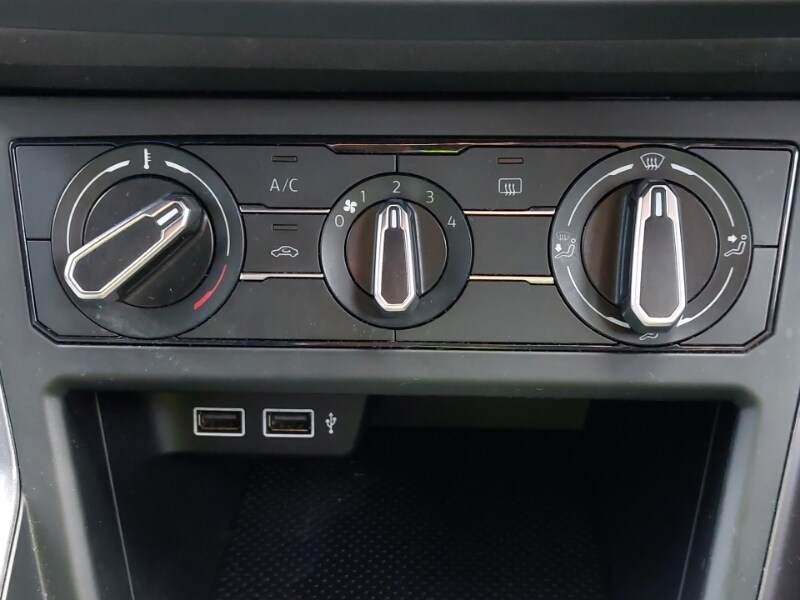 Used Volkswagen Polo 2019 for sale - 77678479: Photo 15