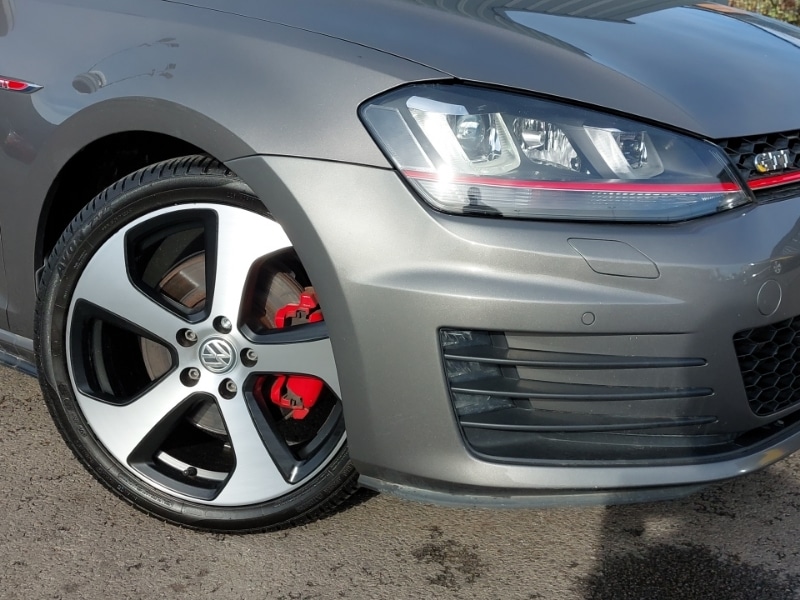 Used Volkswagen Golf 2017 for sale - 76614033: Photo 9