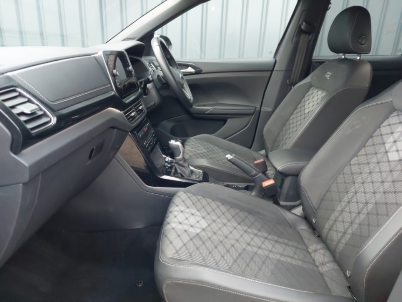 Used Volkswagen T-Cross 2024 for sale - 77669747: Photo 5