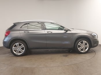 Used Mercedes-Benz GLA 2016 for sale - 79627465: Photo