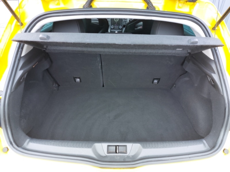 Used Renault Megane 2019 for sale - 76893698: Photo 8