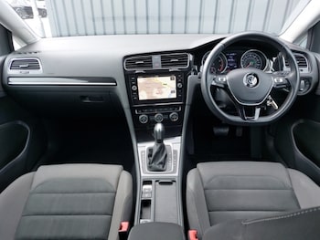 Used Volkswagen Golf 2020 for sale - 75656782: Photo