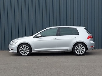 Used Volkswagen Golf 2020 for sale - 75656782: Photo