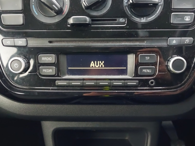 Used Volkswagen up! 2014 for sale - 77694913: Photo 11