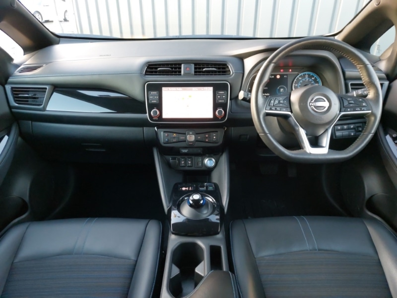 Used Nissan Leaf 2022 for sale - 77130067: Photo 2