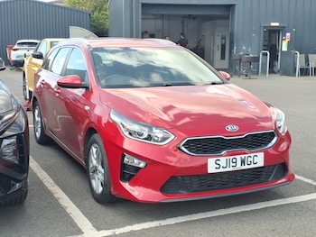 Used Kia Ceed 2019 for sale - 79529800: Photo
