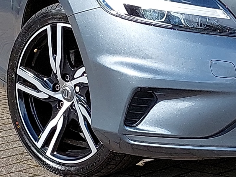 Used Volvo V40 2018 for sale - 78046504: Photo 9