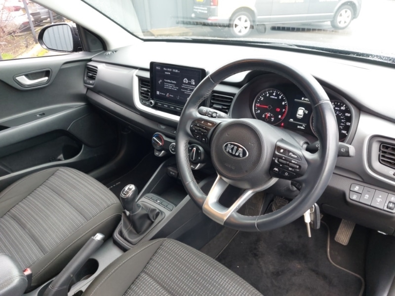 Used Kia Stonic 2021 for sale - 77721964: Photo 12