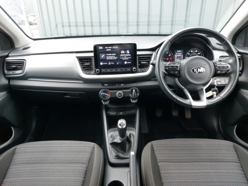 Used Kia Stonic 2021 for sale - 77721964: Photo 2