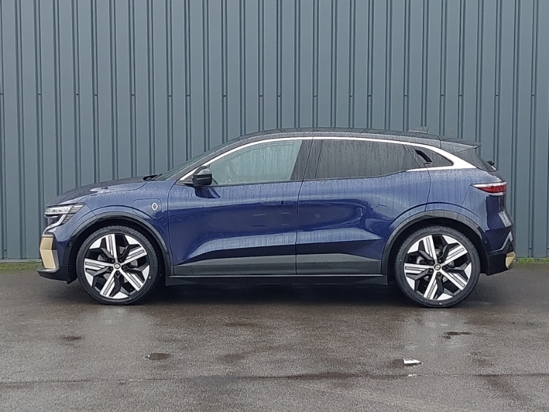 Used Renault Megane E Tech 2023 for sale - 77433429: Photo 4