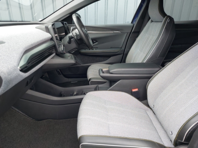 Used Renault Megane E Tech 2023 for sale - 77433429: Photo 5