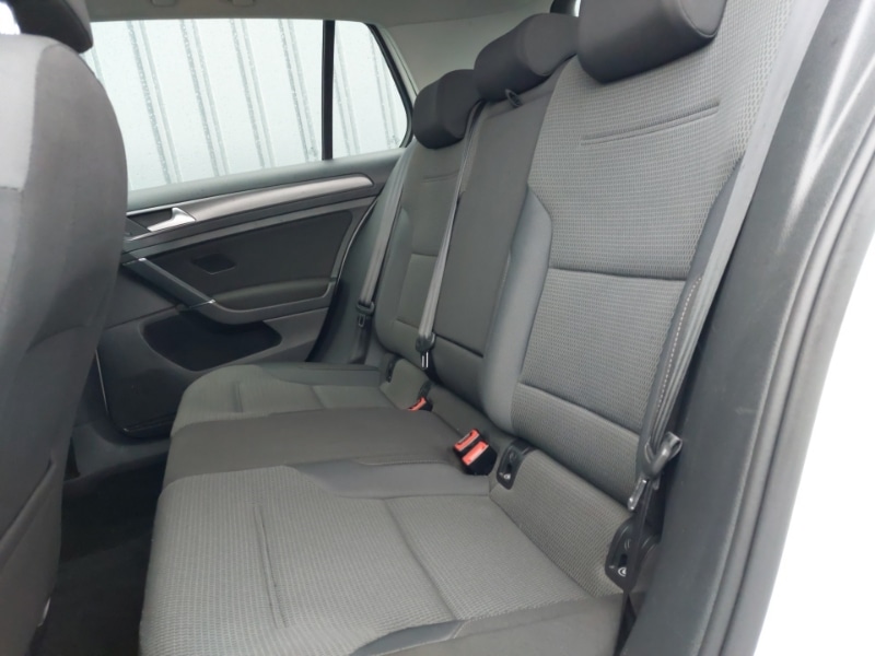 Used Volkswagen Golf 2018 for sale - 77154892: Photo 6