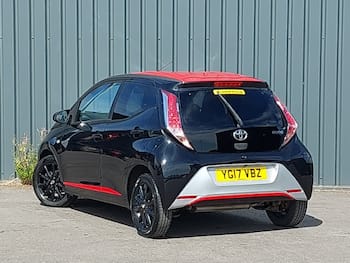 Used Toyota AYGO 2017 for sale - 79706945: Photo