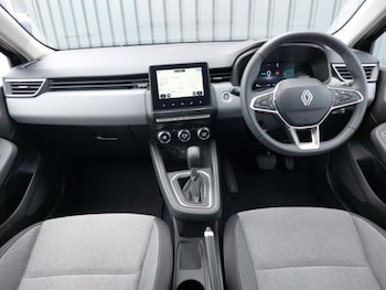 Used Renault Clio 2025 for sale - 78283503: Photo