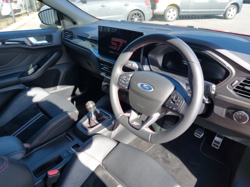 Used Ford Focus 2023 for sale - 77922815: Photo 12