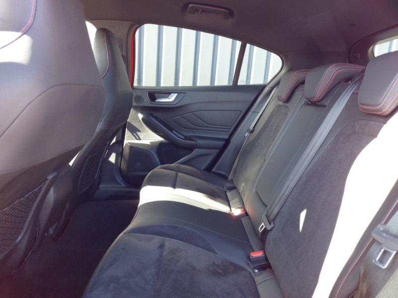 Used Ford Focus 2023 for sale - 77922815: Photo 6