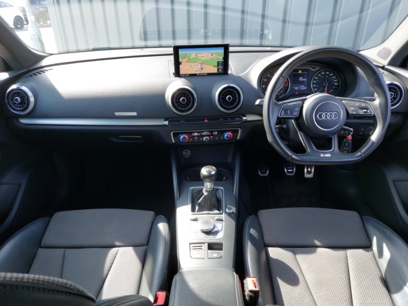 Used Audi A3 2018 for sale - 76737262: Photo 2