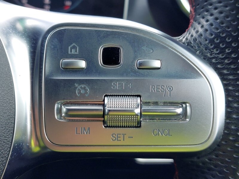 2019 Mercedes-Benz A-Class A180 AMG Line Premium Plus 5dr Hatchback Petrol Manua - Picture 13 of 19