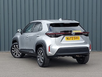 Used Toyota Yaris Cross 2023 for sale - 75576370: Photo