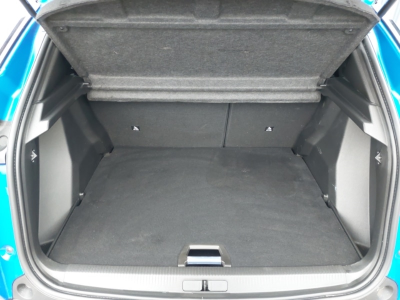 Used Peugeot 2008 2023 for sale - 77606172: Photo 8