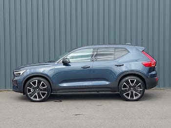 Used Volvo XC40 2025 for sale - 79671280: Photo