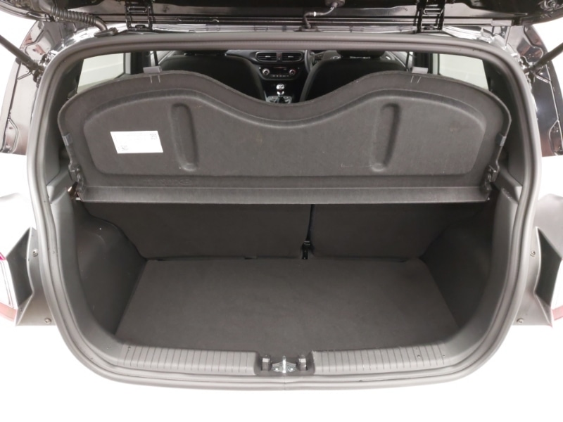 Used Hyundai i10 2025 for sale - 76779999: Photo 8