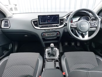 Used Kia XCeed 2025 for sale - 78928446: Photo