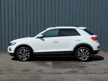 Used Volkswagen T-Roc 2021 for sale - 78511785: Photo