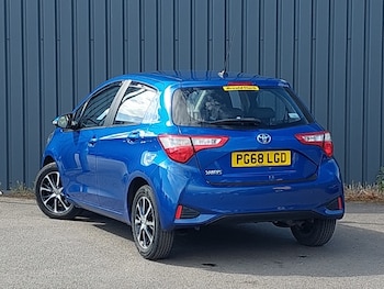 Used Toyota Yaris 2019 for sale - 78600526: Photo