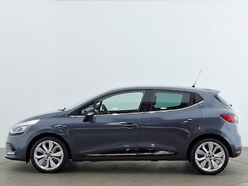 Used Renault Clio 2018 for sale - 75547261: Photo