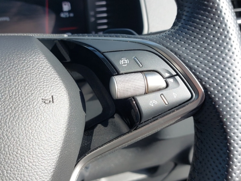 Used Skoda Karoq 2024 for sale - 76354612: Photo 13