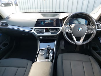 Used BMW 3 Series 2021 for sale - 78634306: Photo