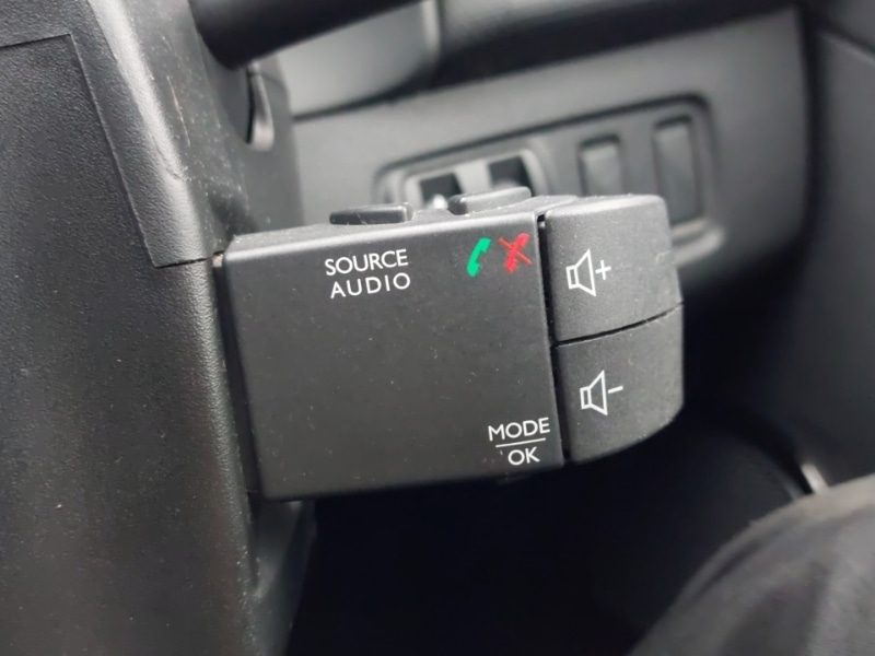 Used Renault Clio 2018 for sale - 77522790: Photo 14