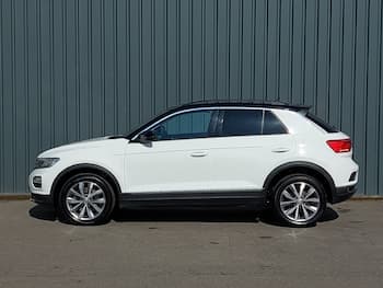 Used Volkswagen T-Roc 2018 for sale - 79546423: Photo