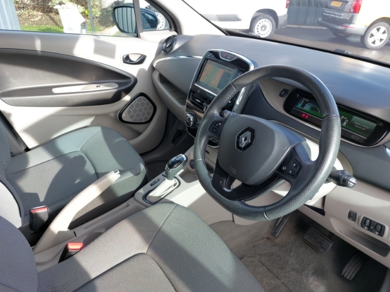 Used Renault Zoe 2016 for sale - 77357784: Photo 12