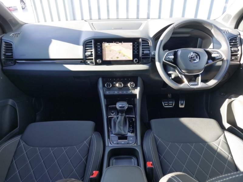 Used Skoda Karoq 2024 for sale - 76901943: Photo 2