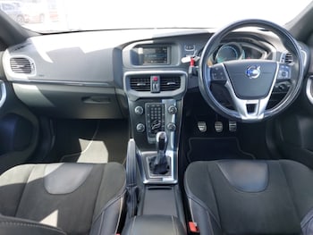 Used Volvo V40 2015 for sale - 78861030: Photo