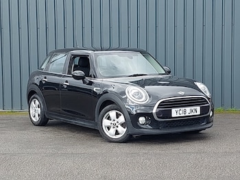 Used MINI Hatch 2018 for sale - 78490045: Photo