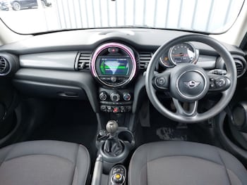 Used MINI Hatch 2018 for sale - 78490045: Photo