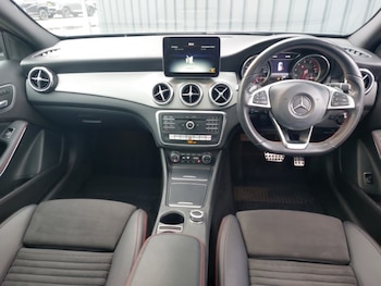 Used Mercedes-Benz GLA 2020 for sale - 77790463: Photo