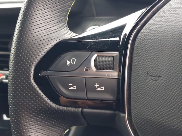 Used Peugeot 208 2022 for sale - 76289579: Photo 12