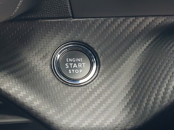 Used Peugeot 208 2022 for sale - 76289579: Photo 14