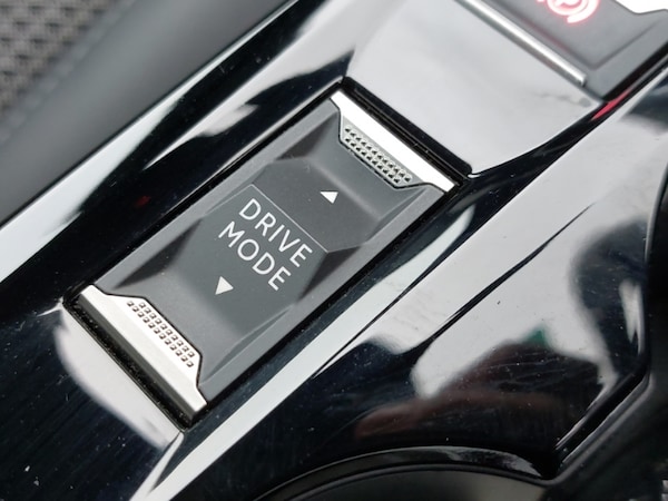 Used Peugeot 208 2022 for sale - 76289579: Photo 15