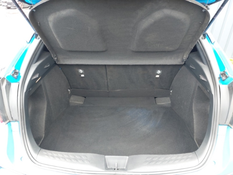 Used Toyota C-HR 2019 for sale - 77544519: Photo 8