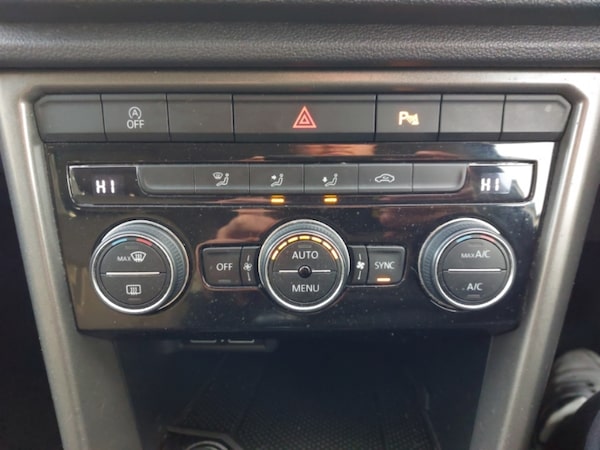 Used Volkswagen T-Roc 2020 for sale - 76244201: Photo 16