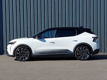 Used Renault Scenic E-Tech 2025 for sale - 76983463: Photo