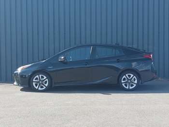 Used Toyota Prius 2020 for sale - 74951797: Photo